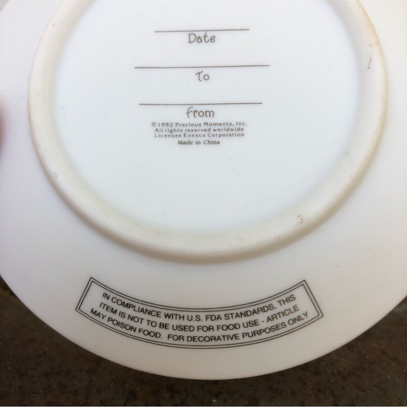 Precious Moments “Sew in Love” plate - Picture 5 of 5